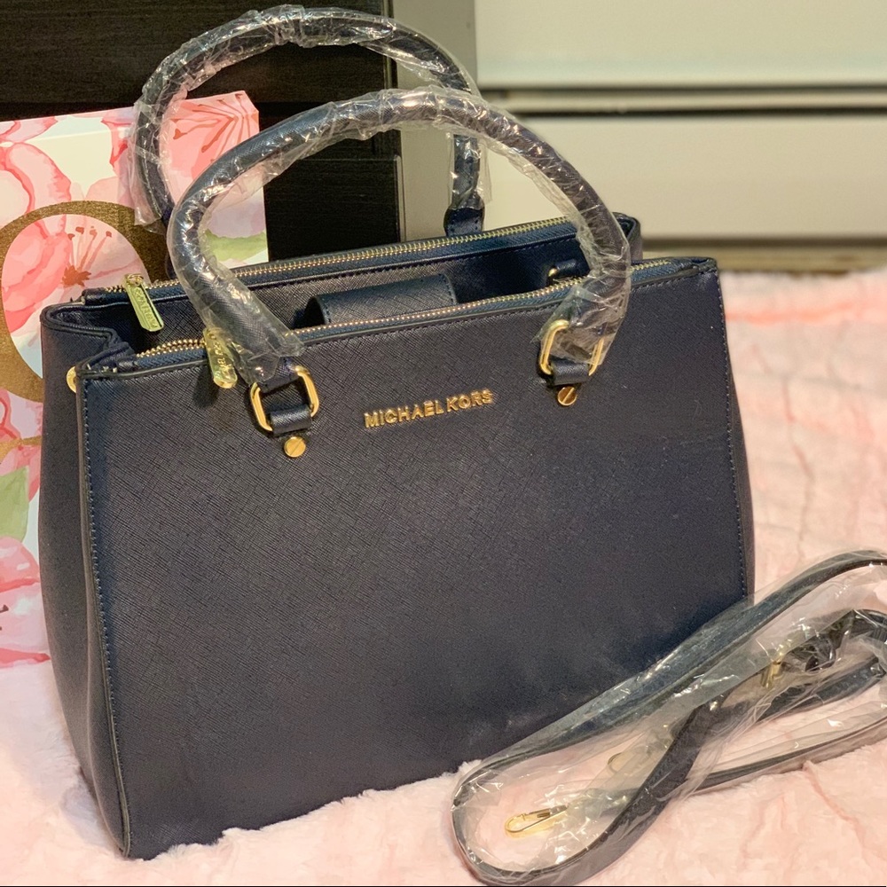 Michael Kors Hand Bag